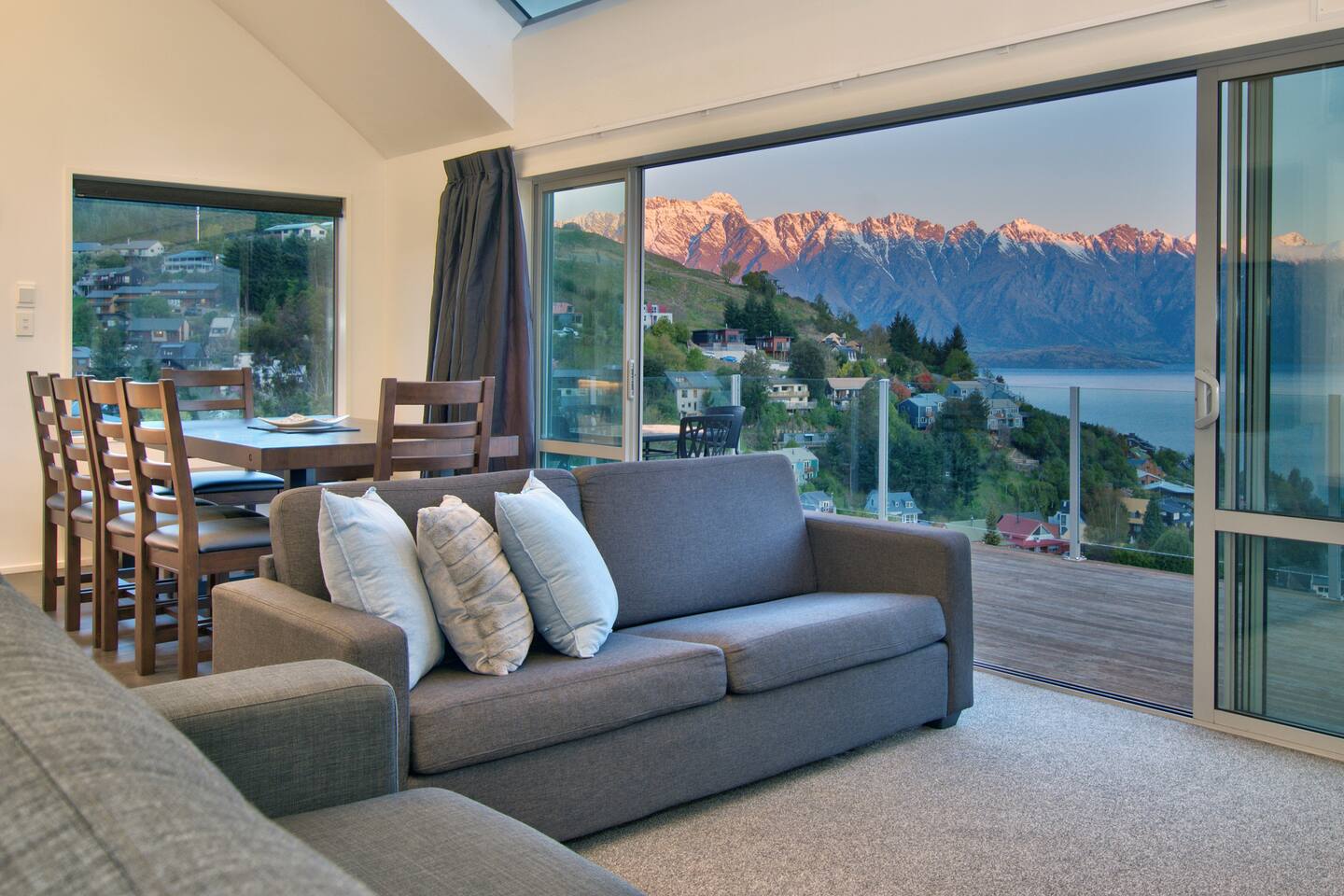 Natural Vistas over Queenstown