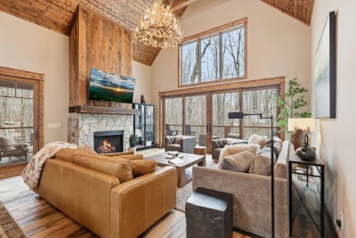 Cozy Modern Mountain Cabin w/ Hot Tub + Fire Pit! photo 1