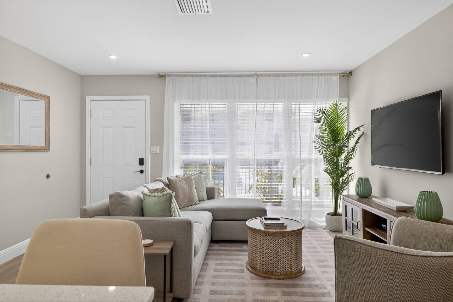 Coral Ridge Suites #1