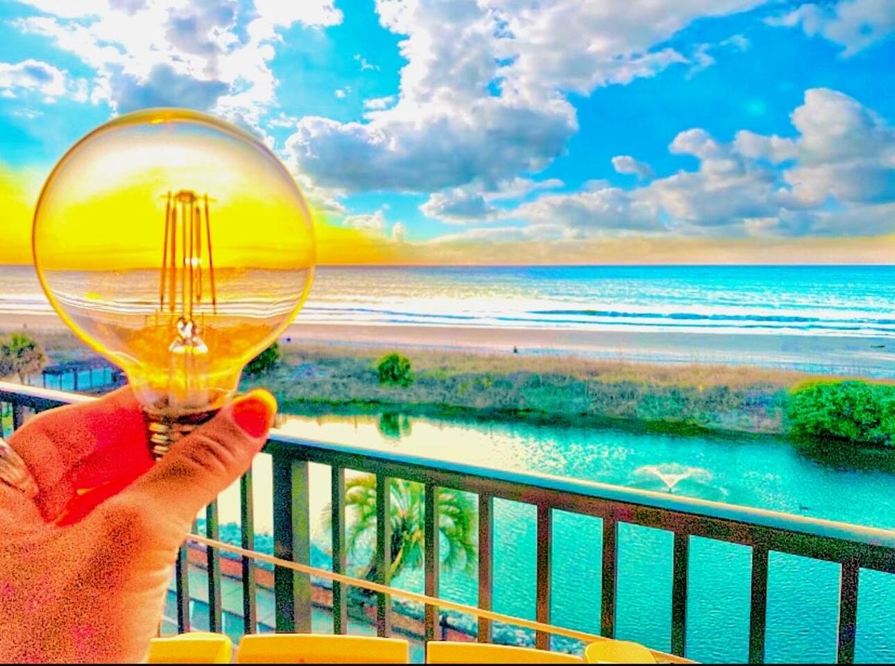 Oceanfront condo-stunning views, pool, sauna & tub