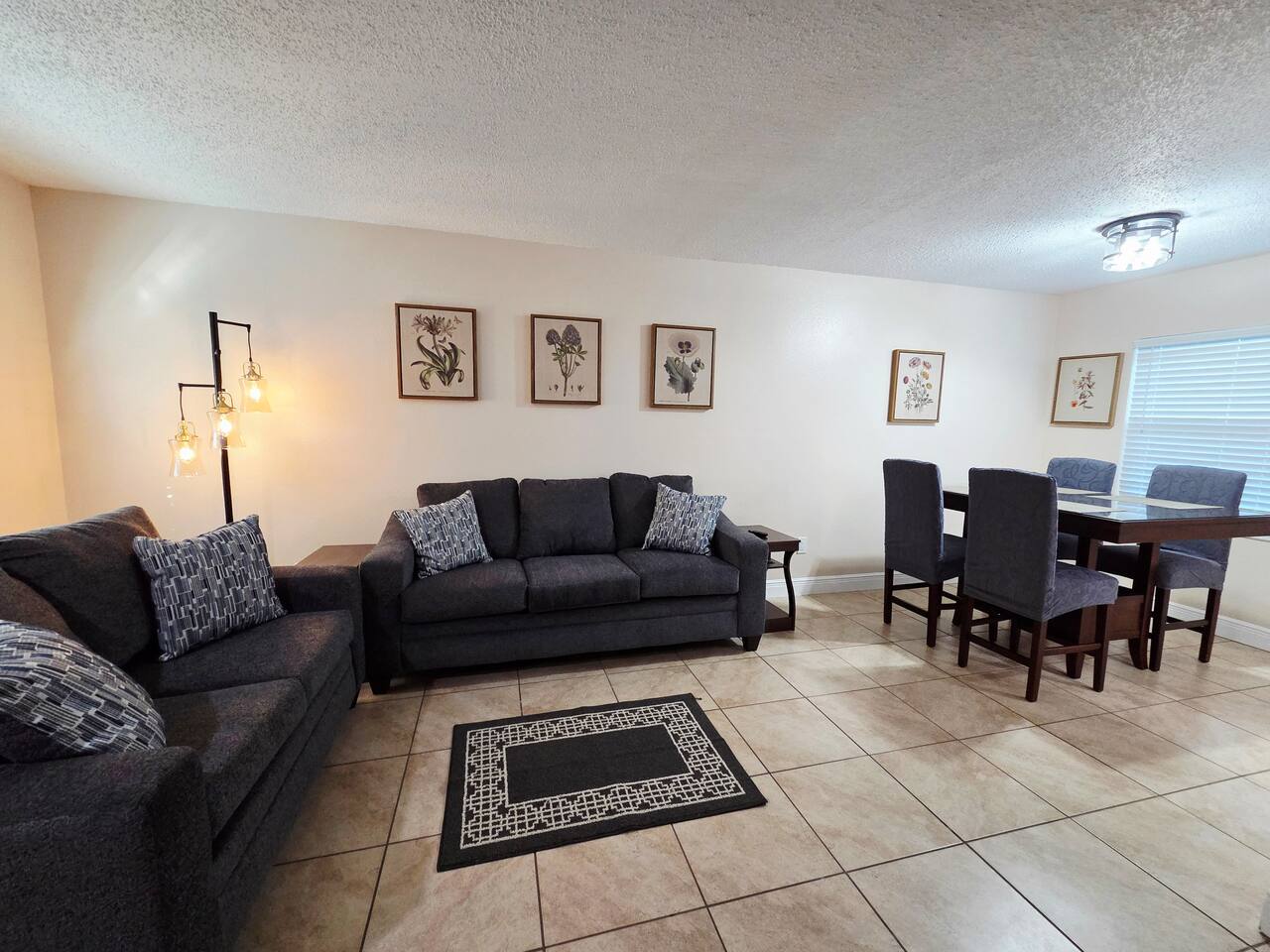 Toria Suites Condo 924