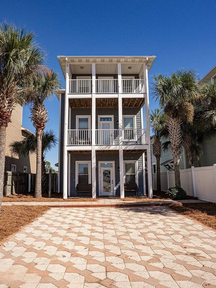 Spacious Beach Retreat w/ Private Pool & Views