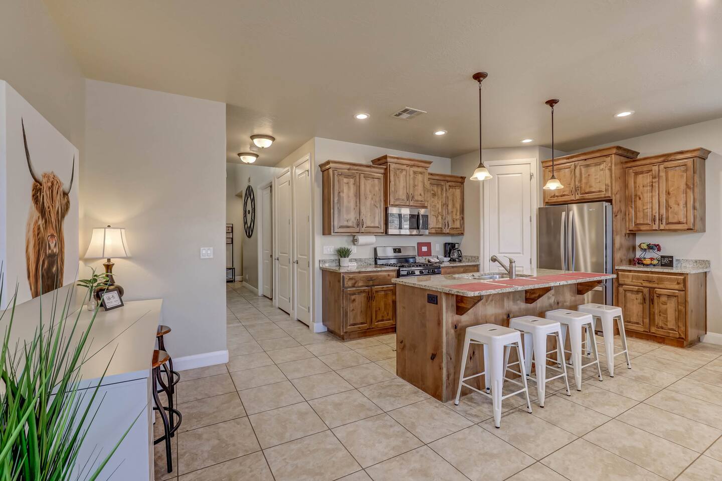 Family+Pet Friendly Pool+EV Charger @CoralCanyon