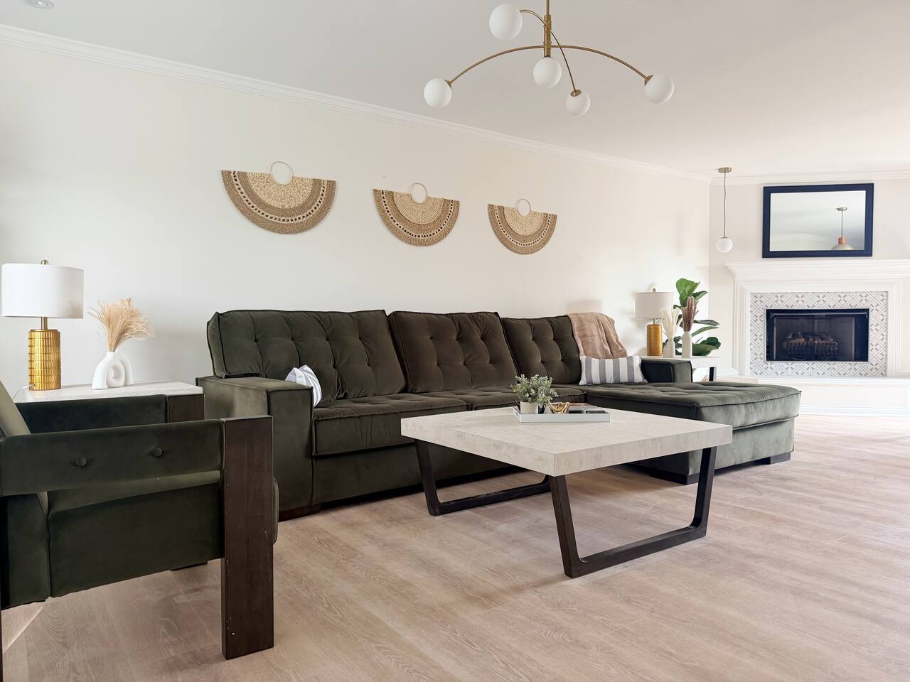 Shoreham Luxe | Vibrant 4BR\2.5BA with Waterfront