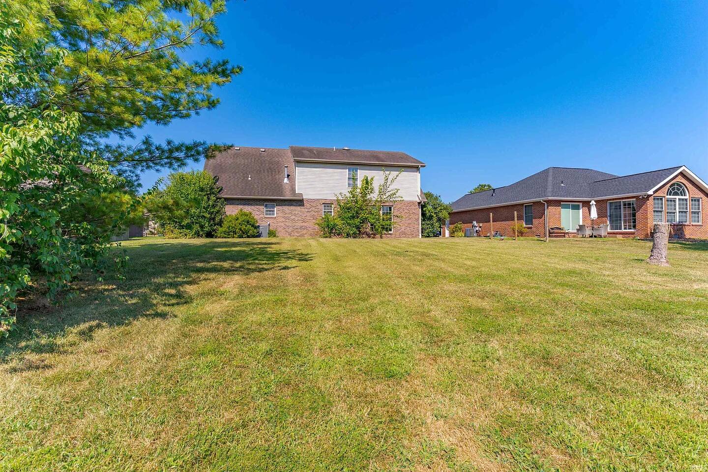 Shoreham Luxe | Vibrant 4BR\2.5BA with Waterfront photo 2