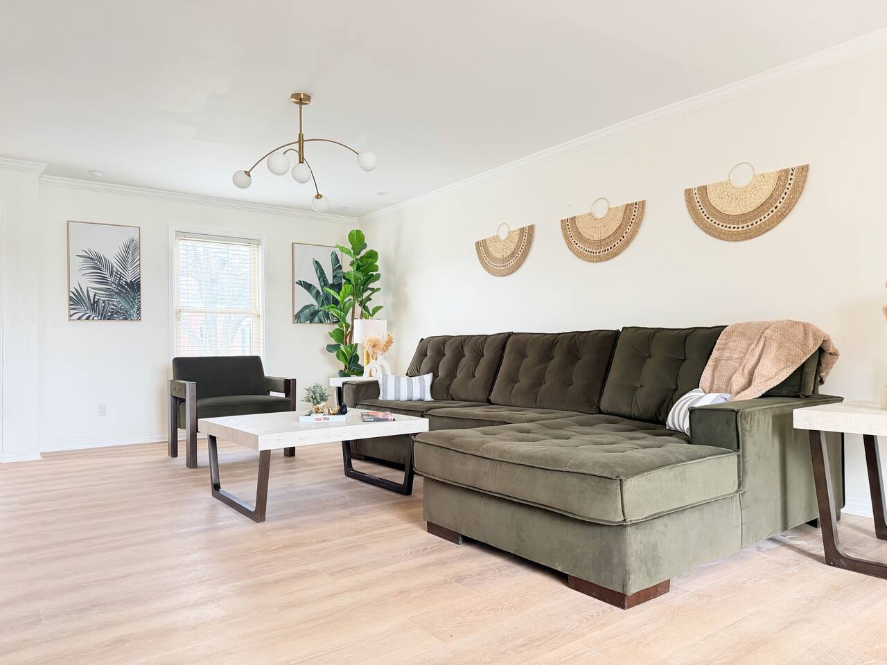 Shoreham Luxe | Vibrant 4BR\2.5BA with Waterfront