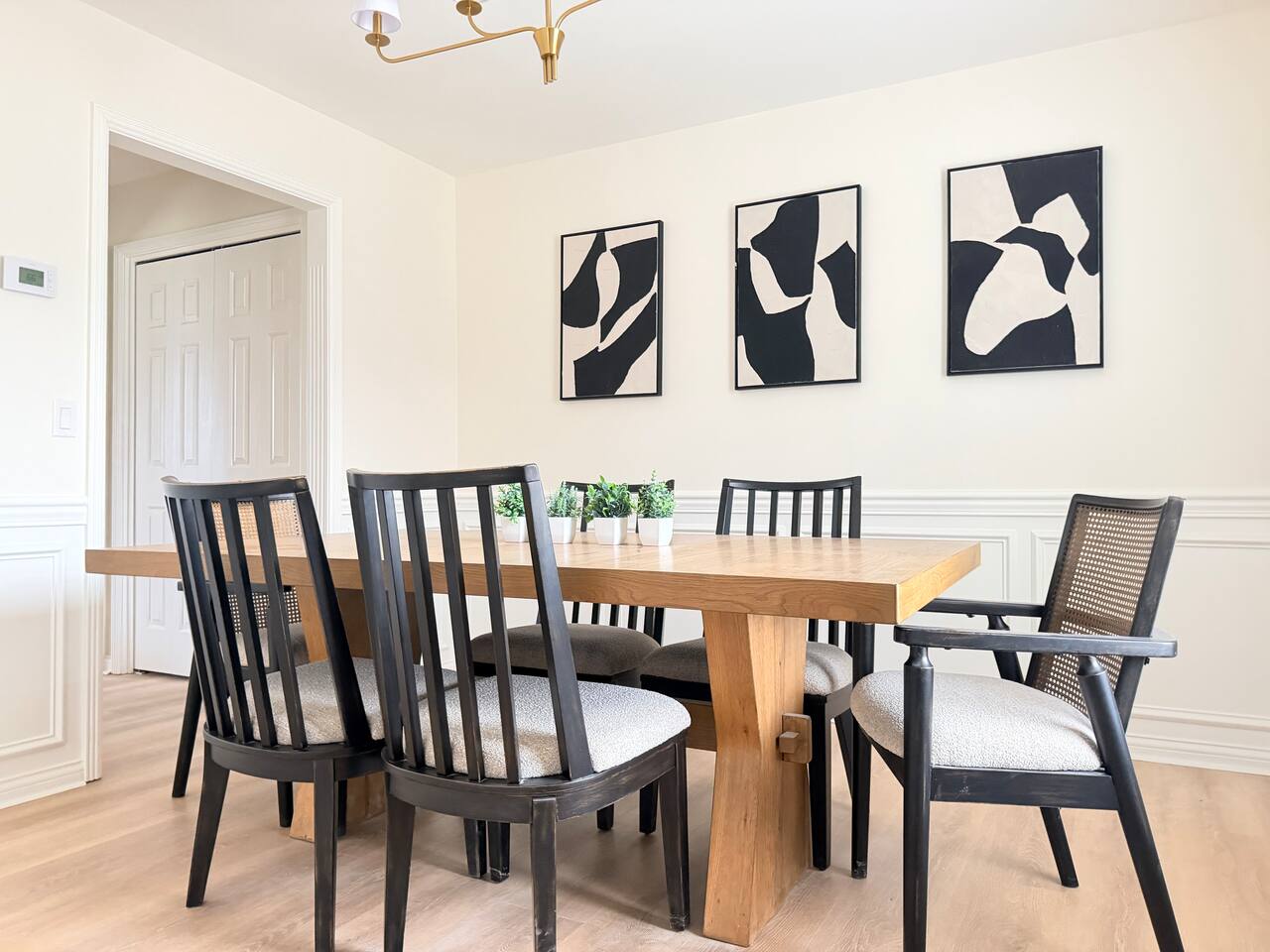 Shoreham Luxe | Vibrant 4BR\2.5BA with Waterfront