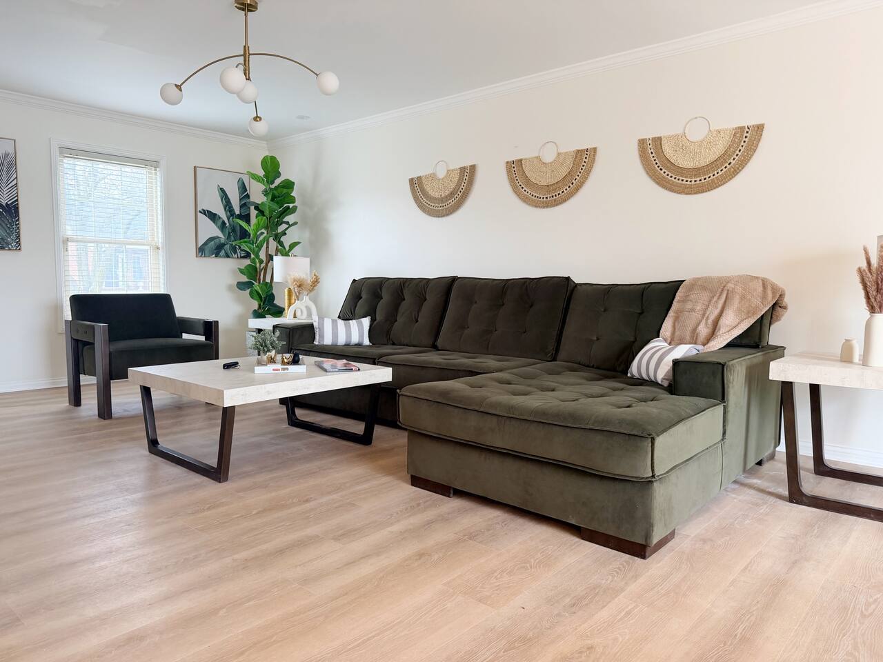 Shoreham Luxe | Vibrant 4BR\2.5BA with Waterfront