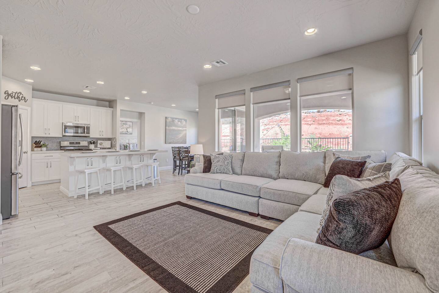 Heated Pool•HotTub•PingPong Foosball•xBox•FastWiFi