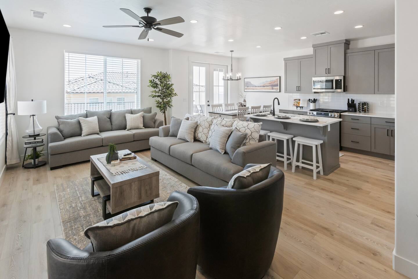 Heated Pool Available Close to Parks *Book & Save!