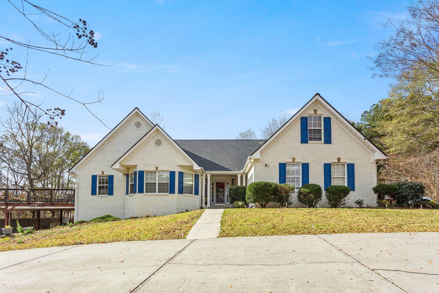 Loganville Retreat • Near ATL • Swim Spa