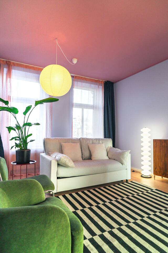 2-Zimmer Wohnung mit Balkon im Zentrum - Apartment