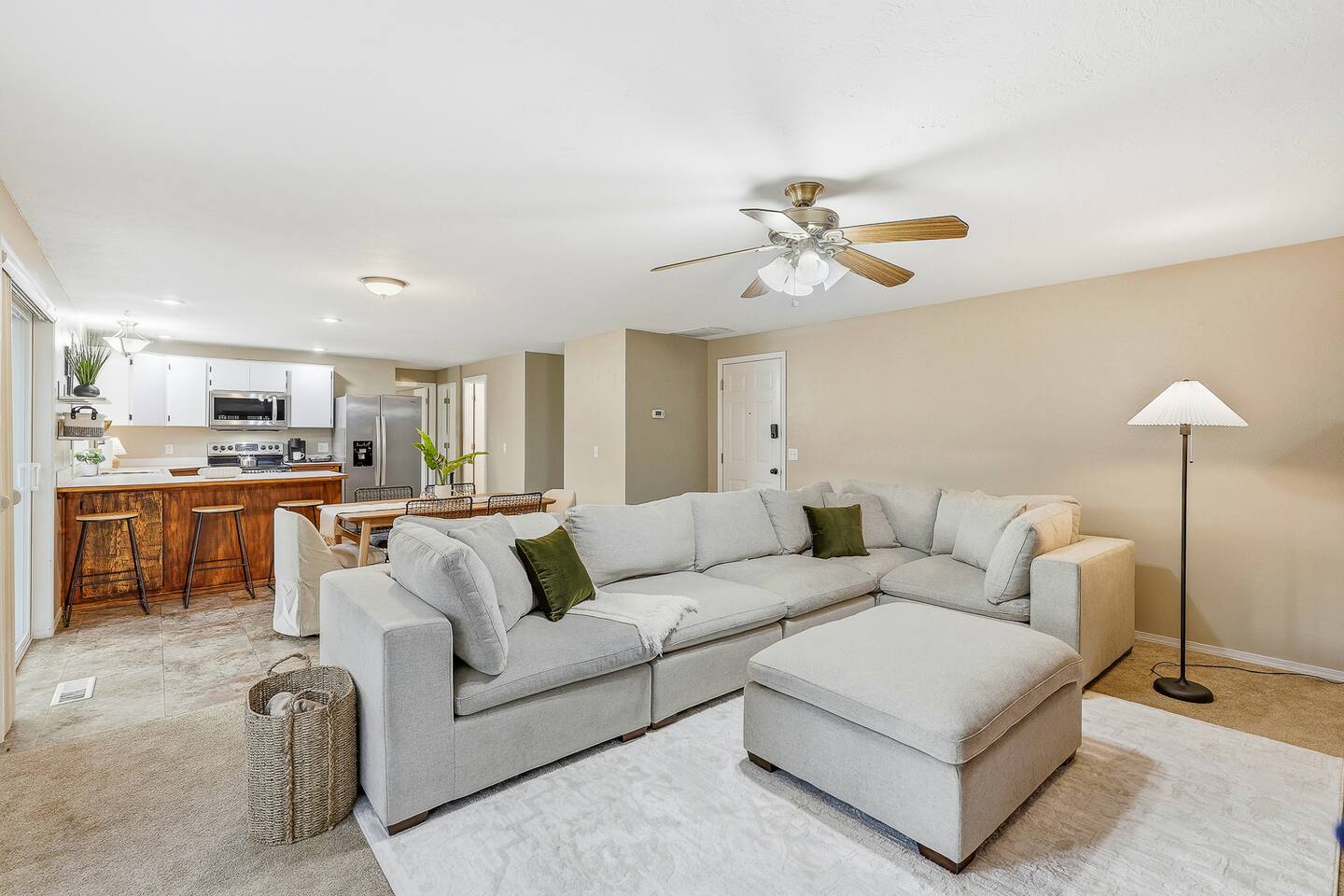 The Gathering Place - Kennewick 6 Bedroom Home