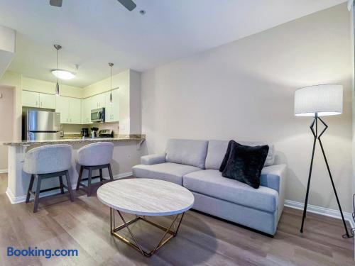 Cozy Studio near Los Angeles Museum of Art
