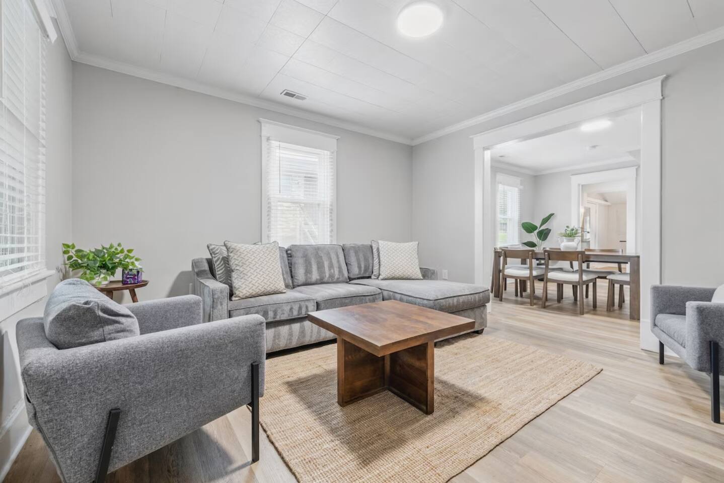 Stylish | 3BR | Bates-Hendricks