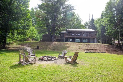 Lakefront Cottage rental in Hastings Highlands
