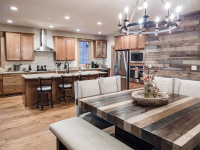 Eagles Nest- Lux Cabin Hot Tub, Porch, near Beech photo 6