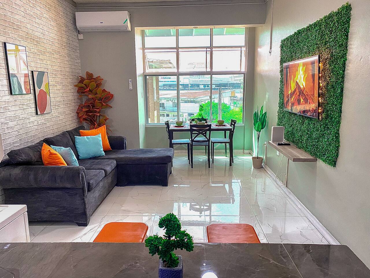 Sleek Urban Escape New Kingston