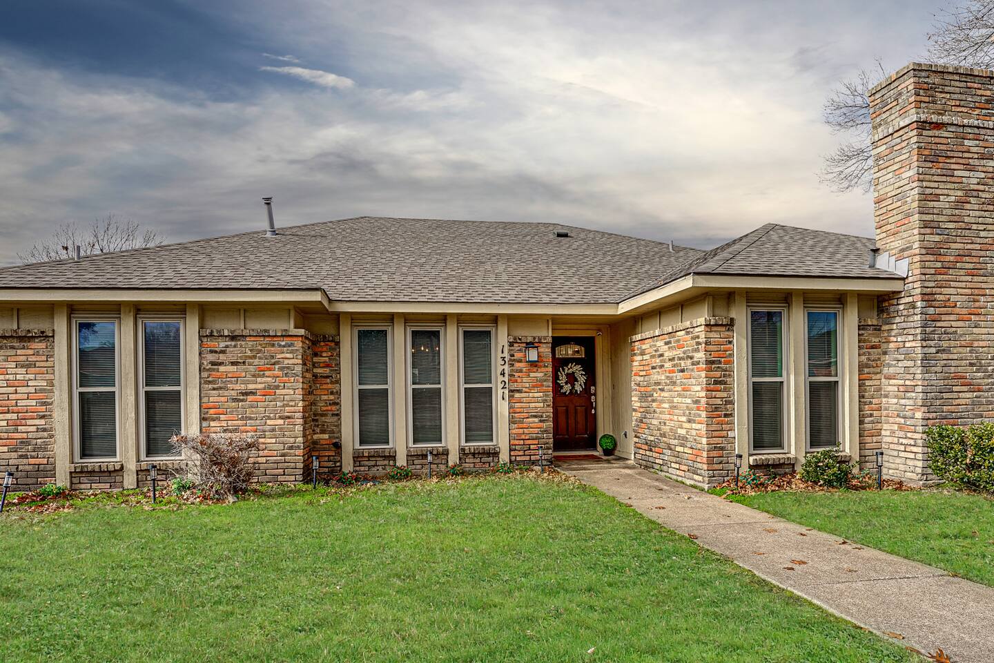 Pet-Friendly 4 bedroom w/ Pool