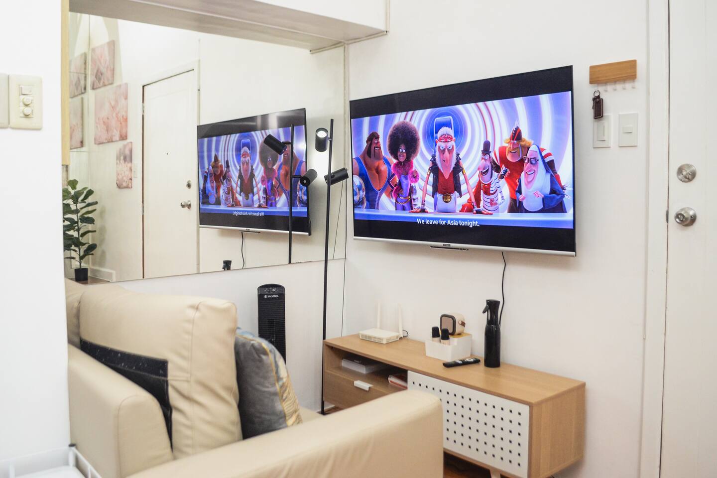 SmartStay Suite w/ Netflix & WiFi