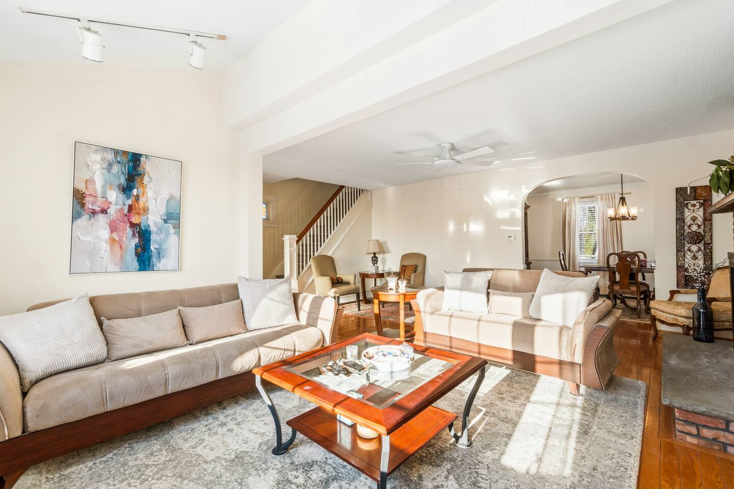 3BR Entire Home • 2 Free Parking • 15 min to NYC