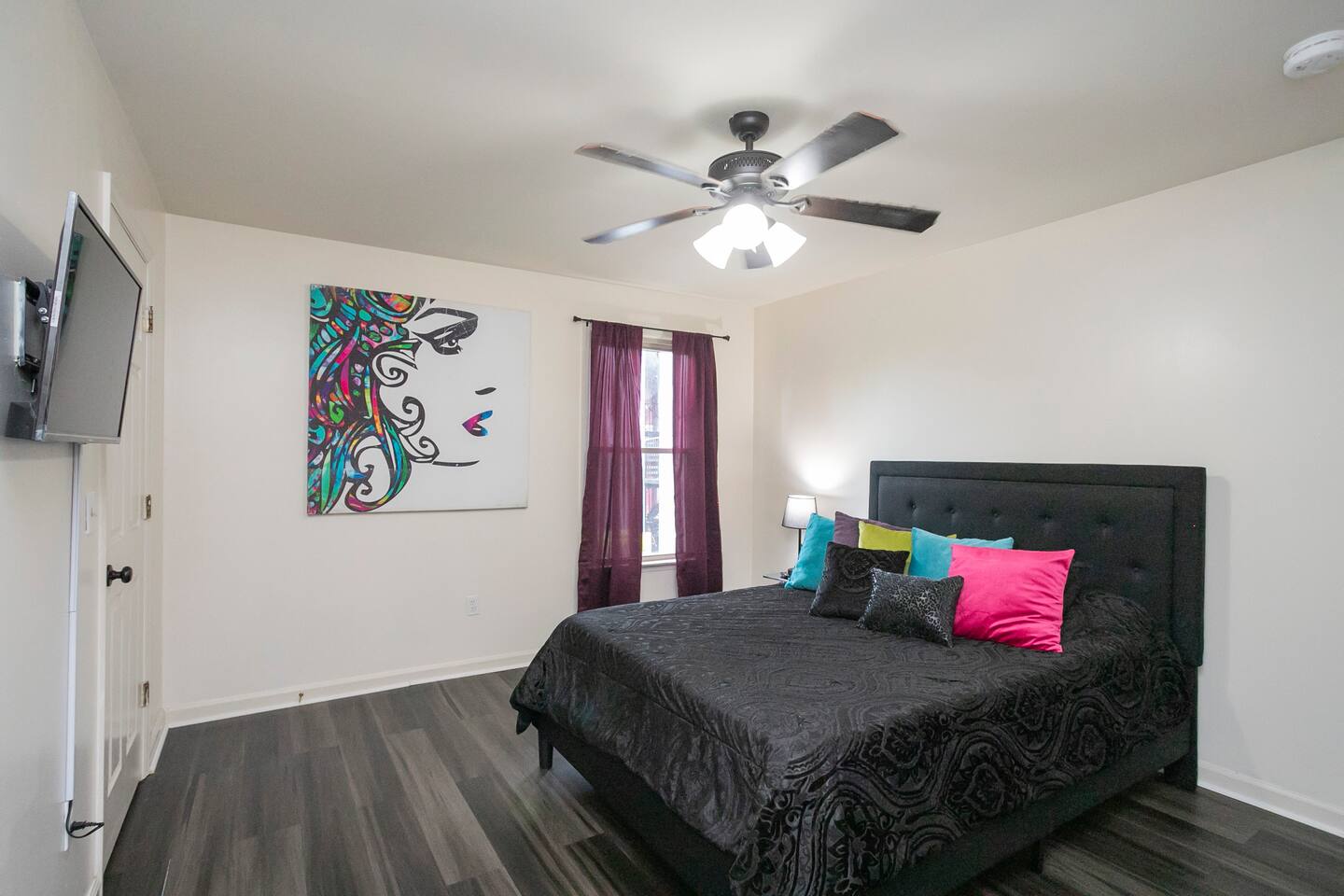 WestEnd Condo! Close to DT! Cozy 2bd/2ba! Parking!