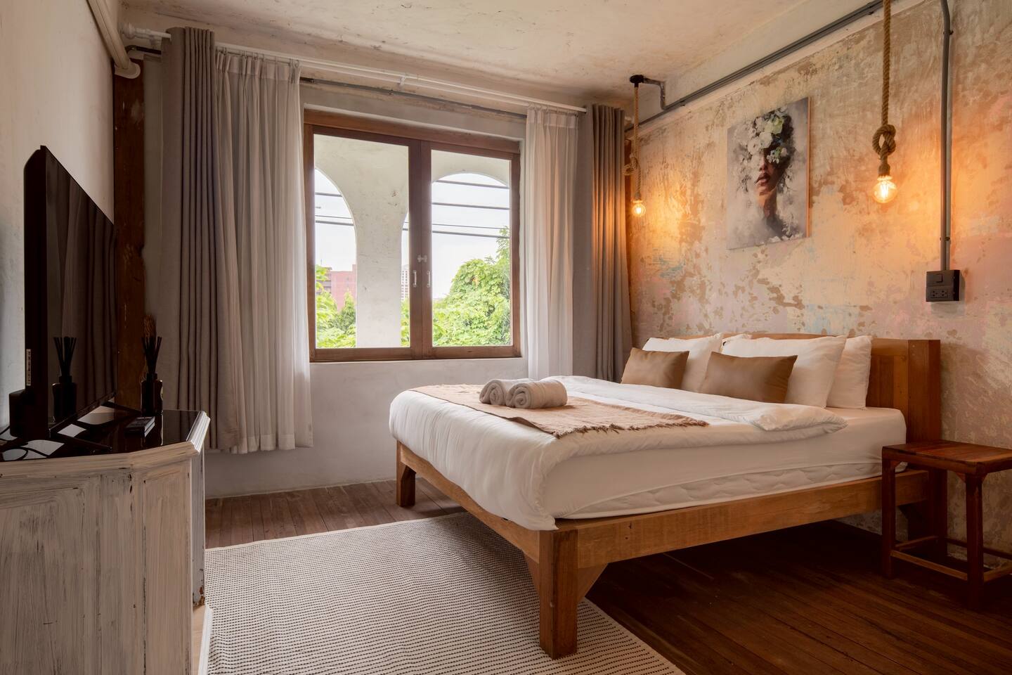 Urban nest Townhouse, Local-feel, roof