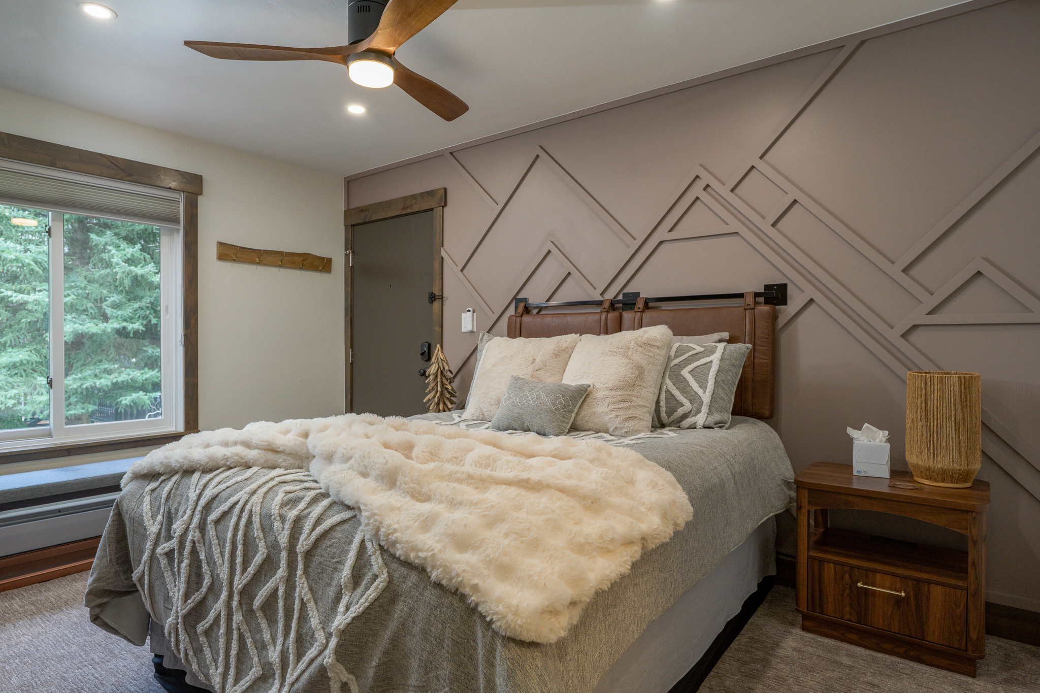 Après Haus Studio Getaway w Hot Tub & Ski Shuttle