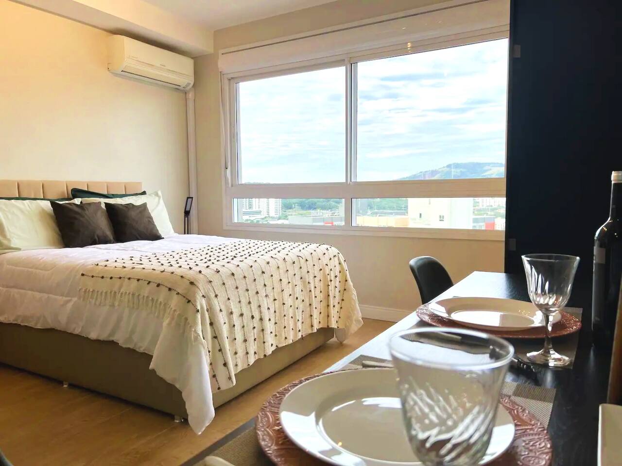 Terraço, Aconchegante, Gym, Ar, WiFi, PUCRS,Market