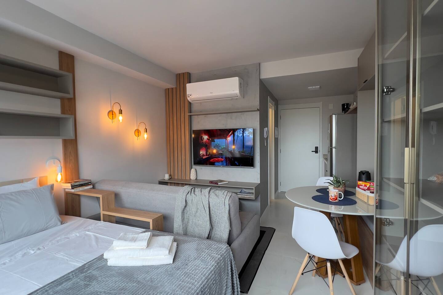 Piscina Infinita, Queen, Café, SmartTv, Rooftop