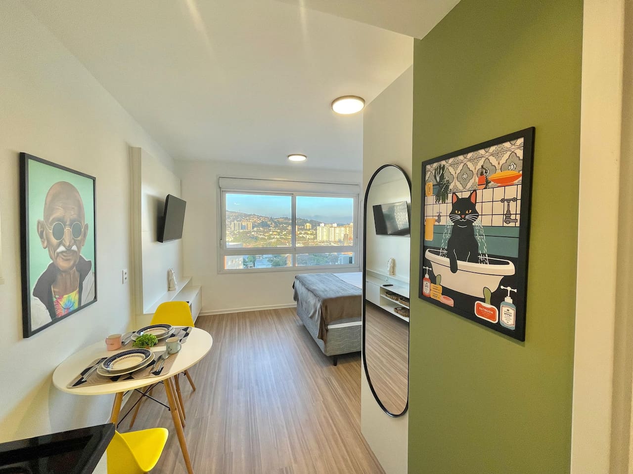 PUC,16º, Terraço, Gym, Cowork, Vaga, WiFi, Mercado