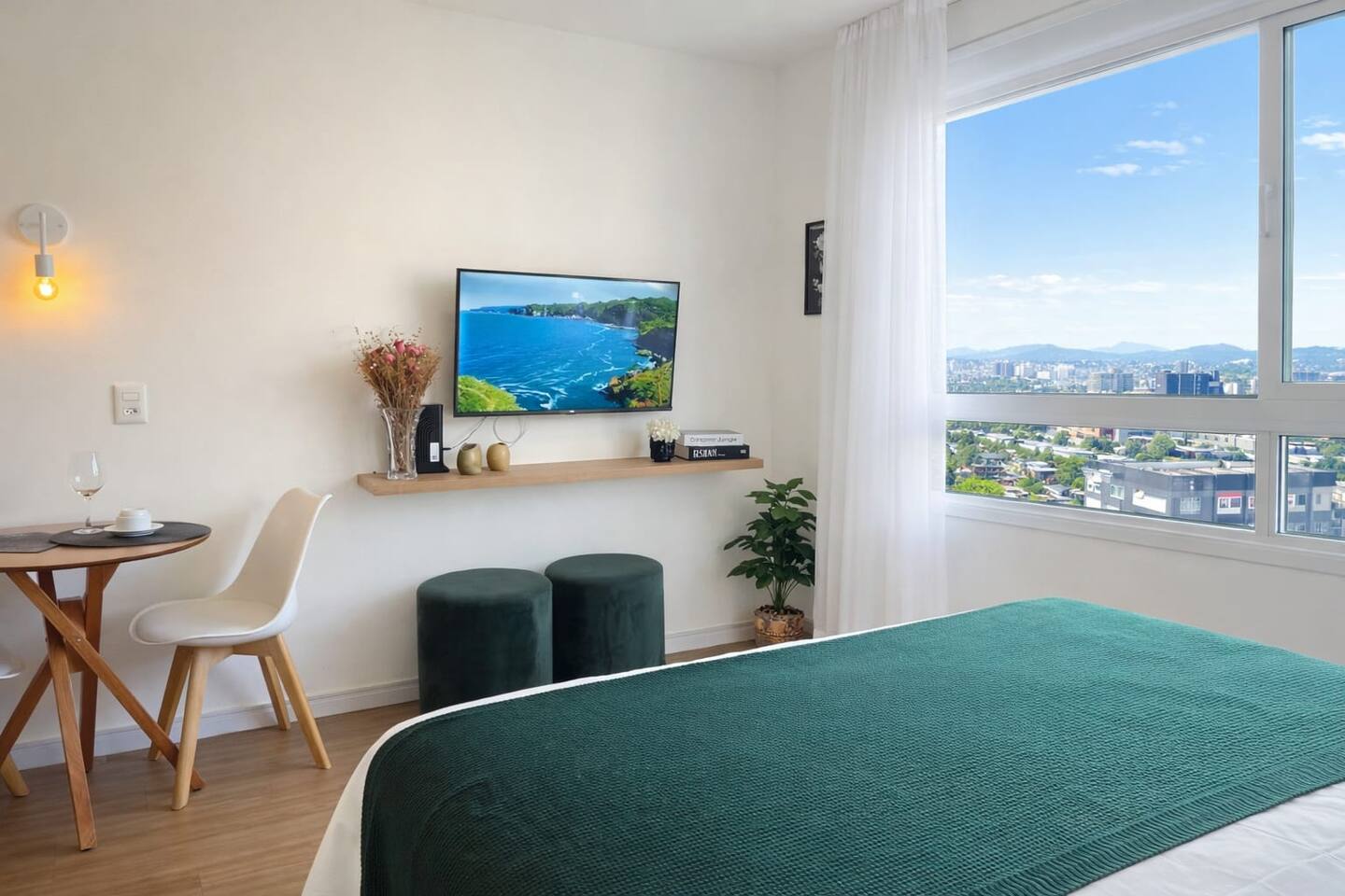 QUEEN, PUC, Garagem, Piscina, Academia, Ar, Cowork