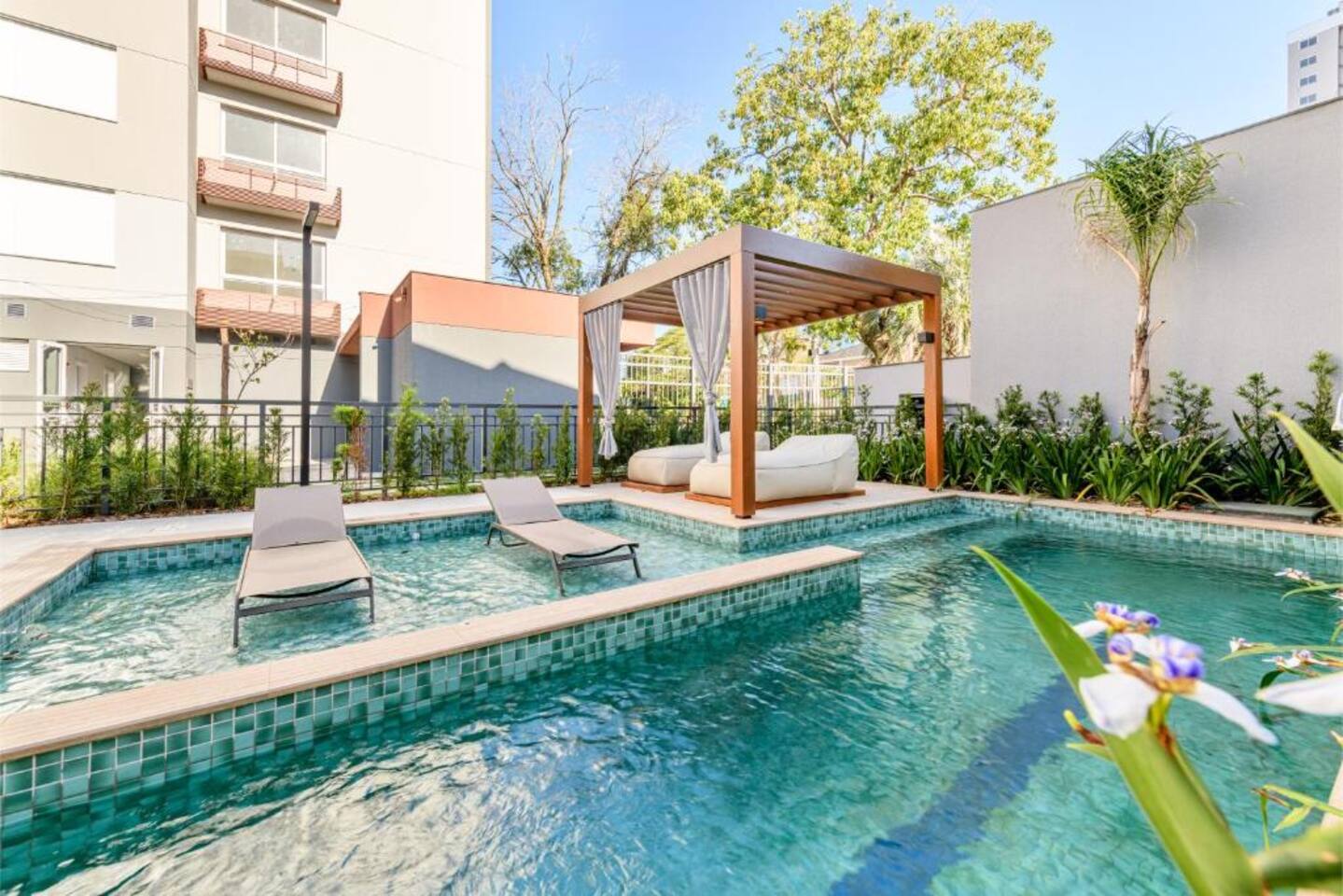 Queen | Estacionamento | Fitness | Terraço