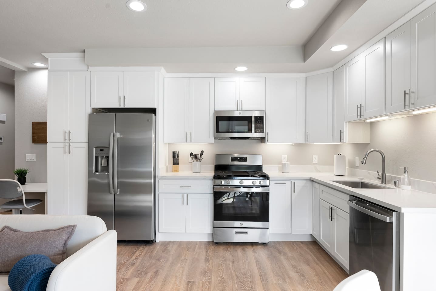 2BR City Nest 13mins Walk to BART