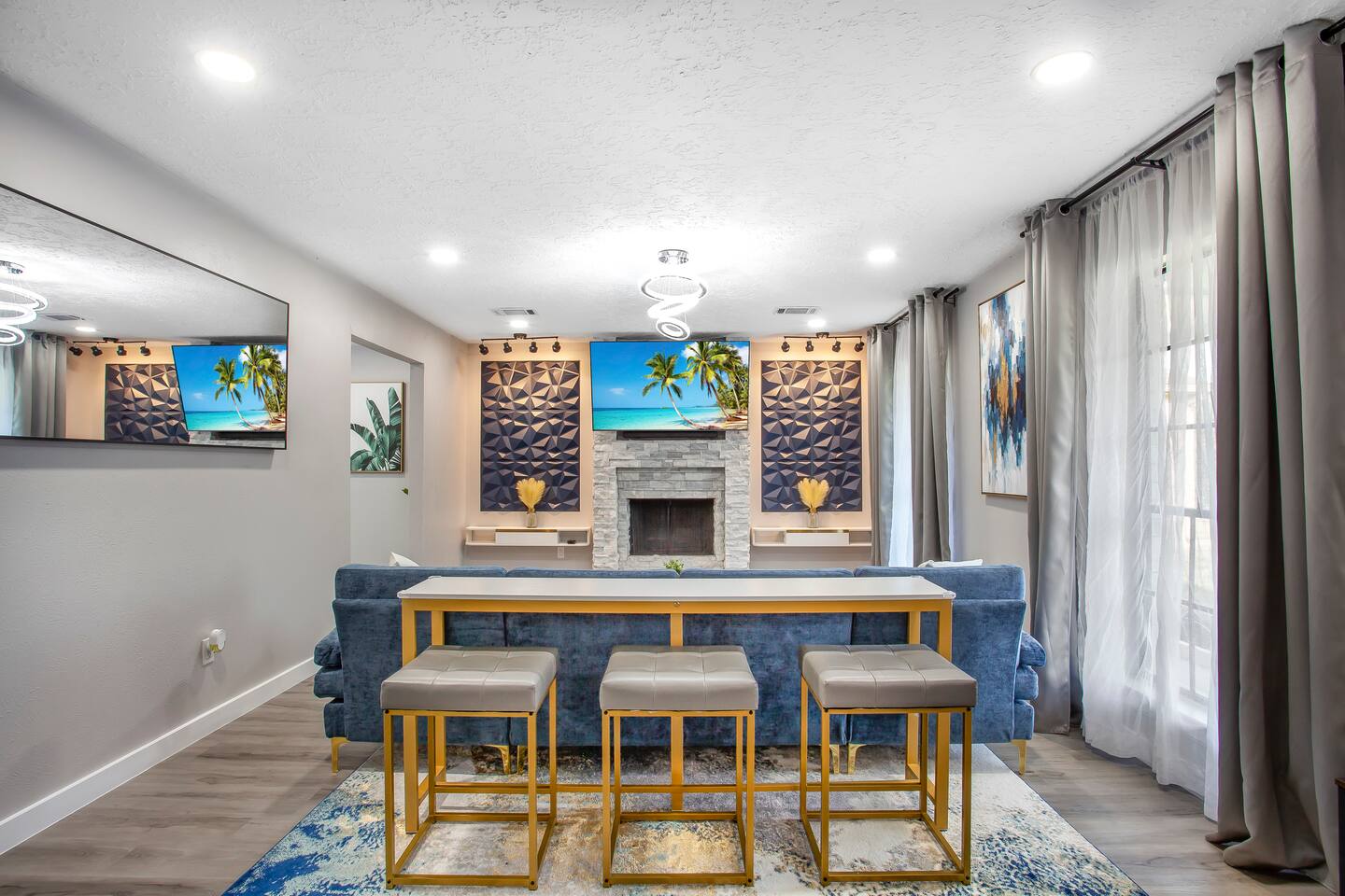 Near Houston Hot Spots: Private Theater & HotTub