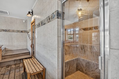 River Mountain Lodge Studio (sleeps 4)