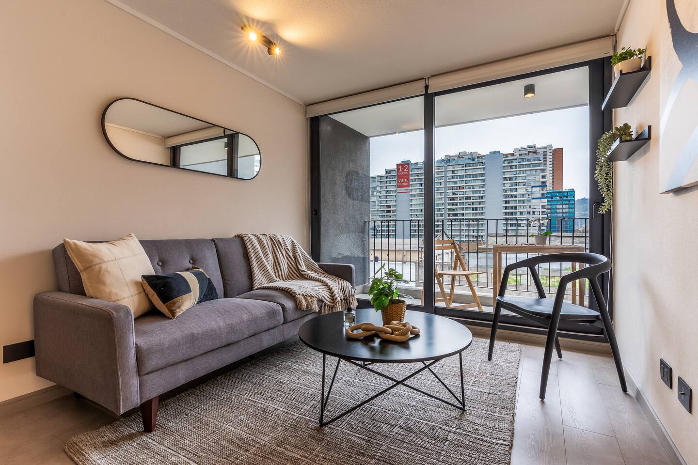 Chic, AC, Gimnasio, Parking, Ñuñoa, 3 personas.