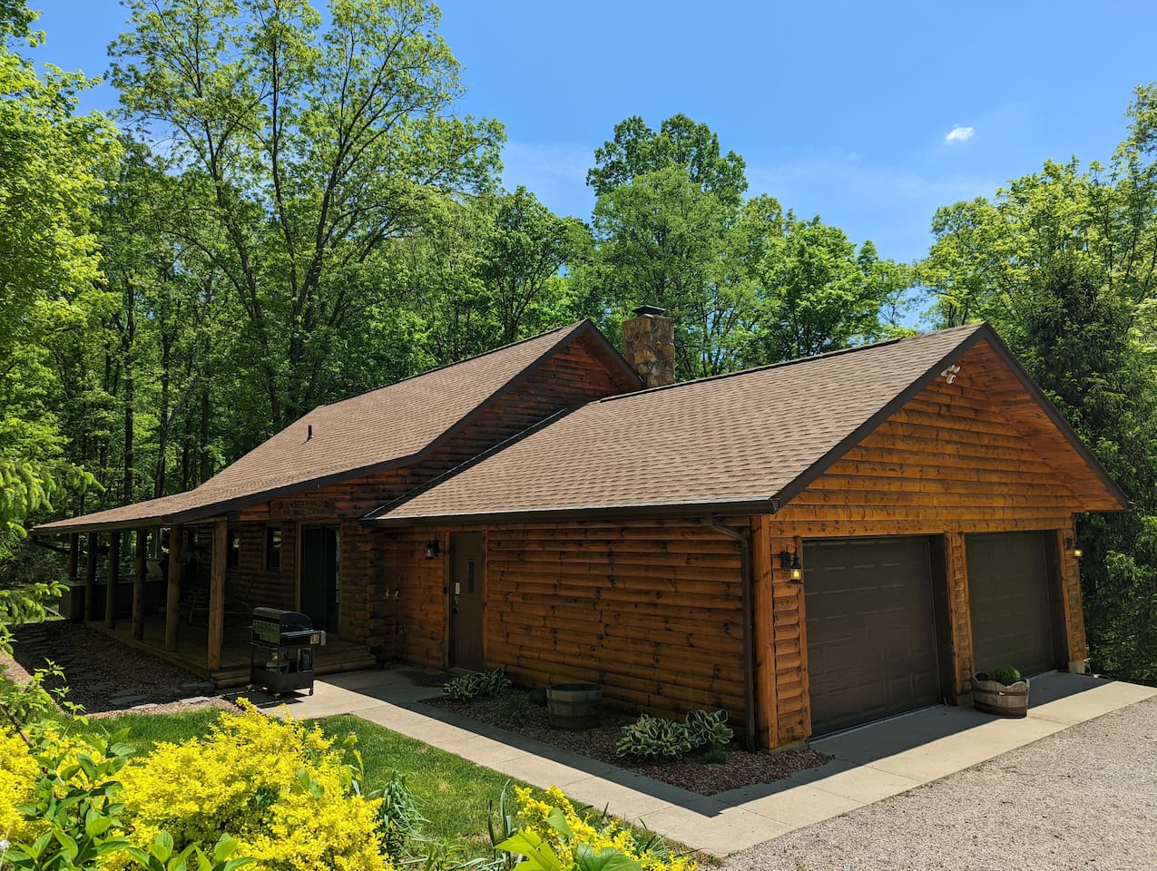 La Bellota- Hot Tub, Sauna, Games, Massage Chair