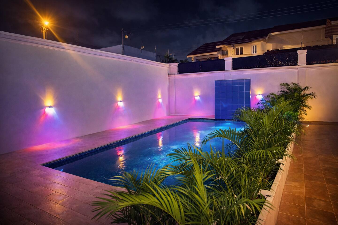 Pool /Near Airport/ 1Bed