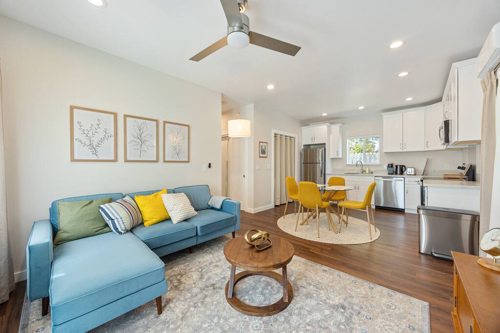 Prime East Sacramento 1BR ADU | Office + Parking