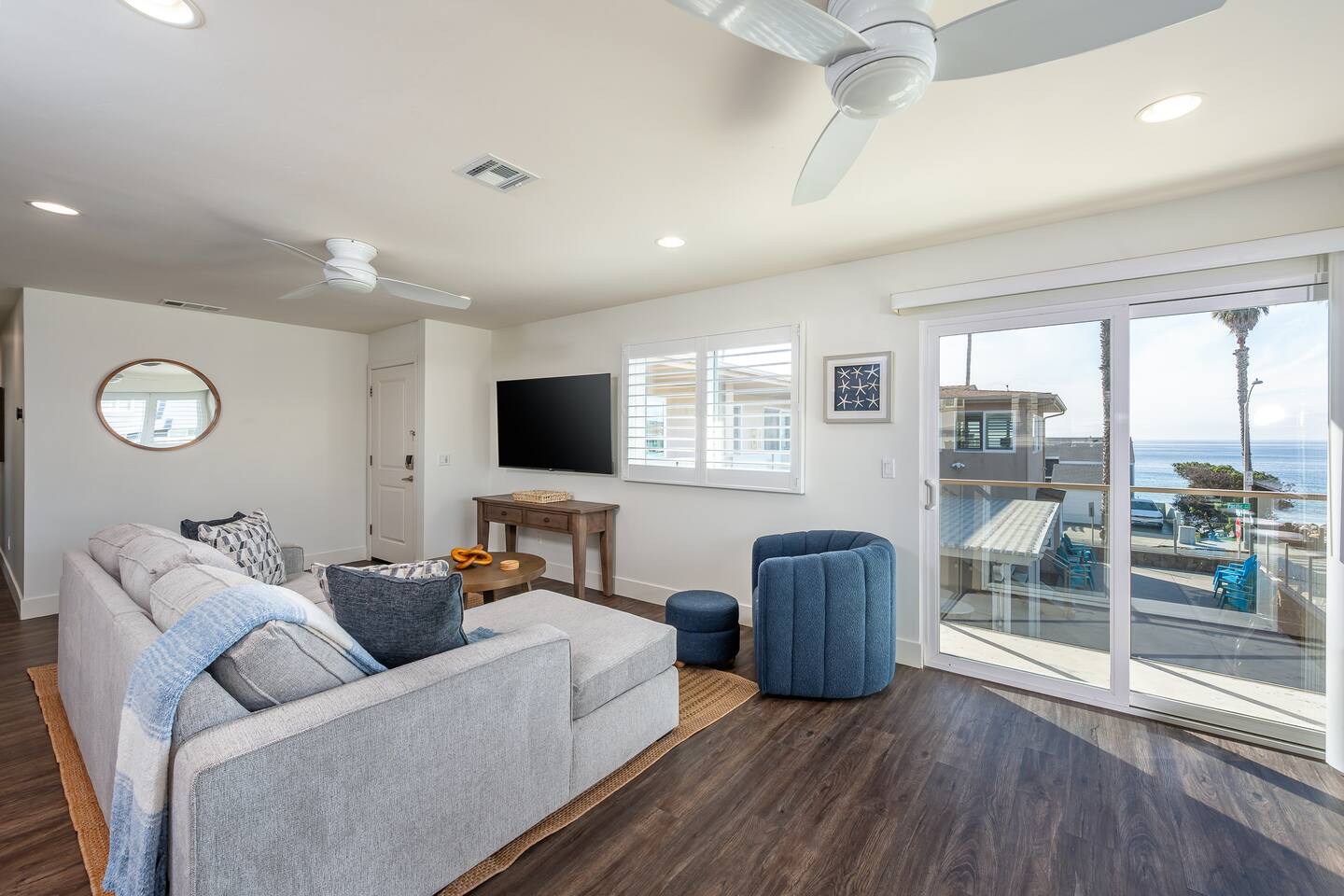 Steps to the Shore – Top Floor 3BR Ocean View