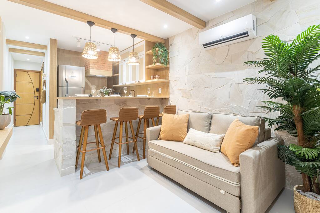 Hidden Gem • Tropical Studio in Copacabana Beach