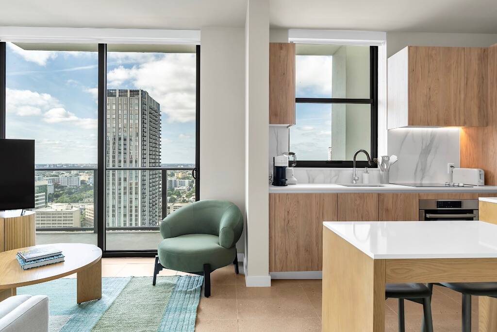 High Rise By Bayside