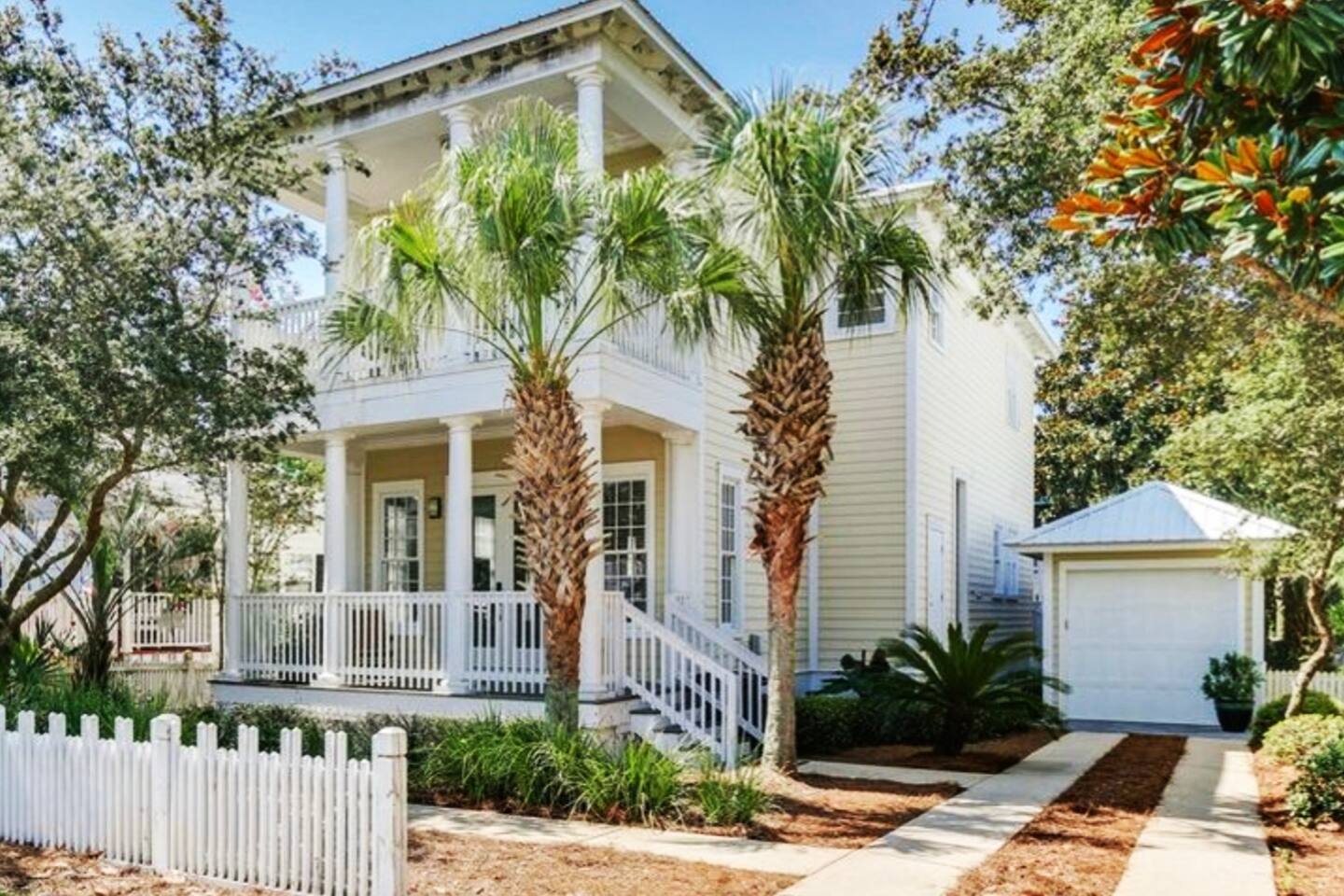 Destin BeachSun 2min to beach com pool