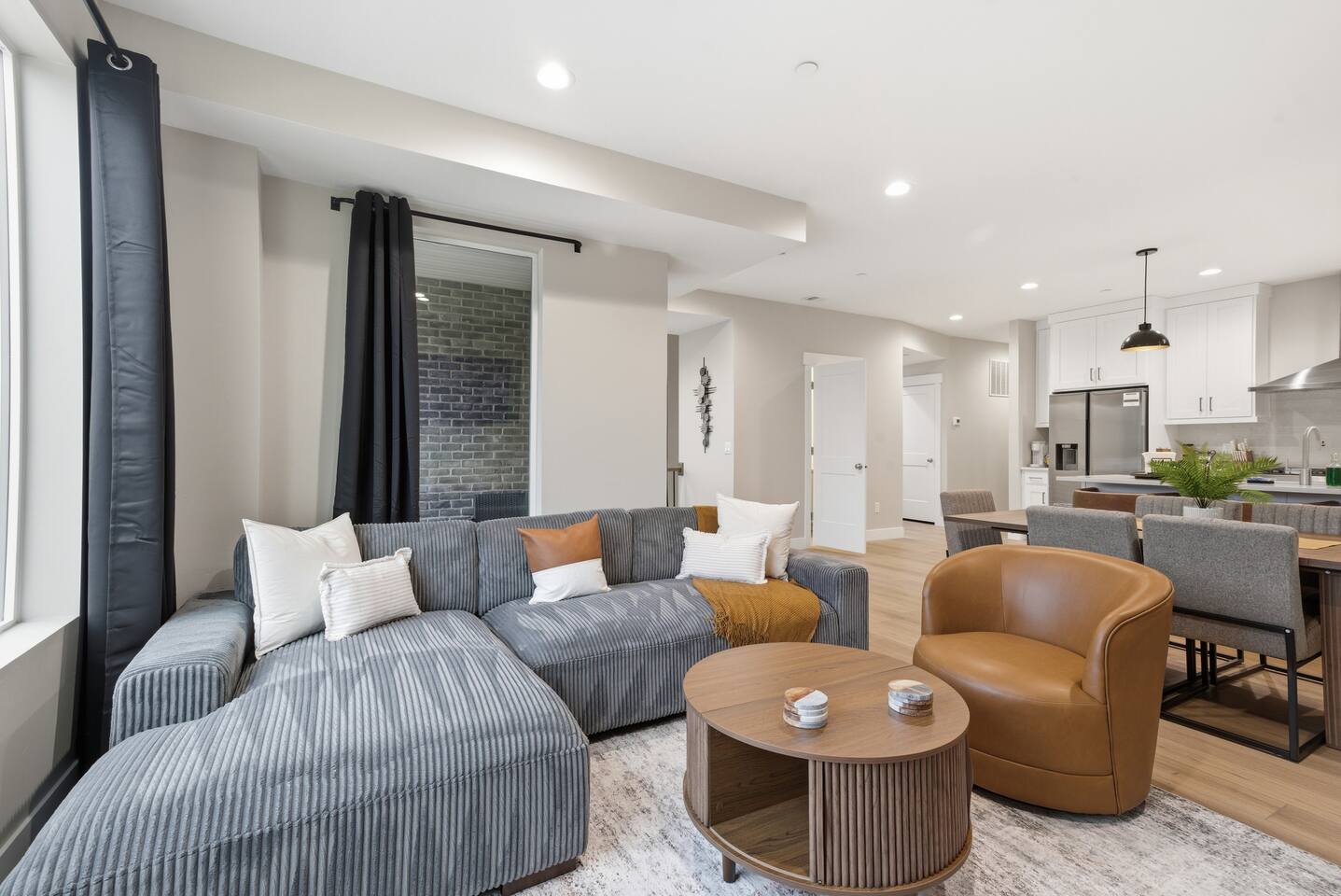 Furnished 3BR Near Hospitals & Downtown|30+ Nights