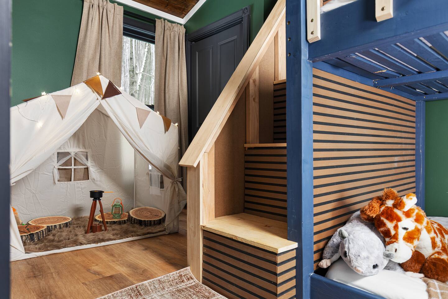 Kids bunk room with reading tent