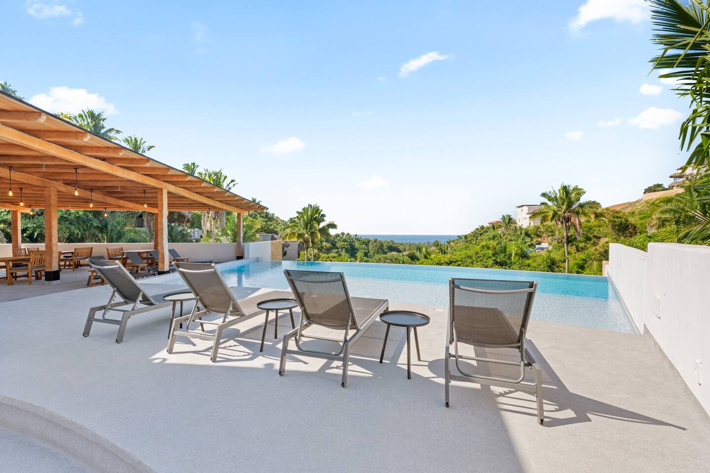 Northside Retreat | Infinity pool | Fast Wi-Fi