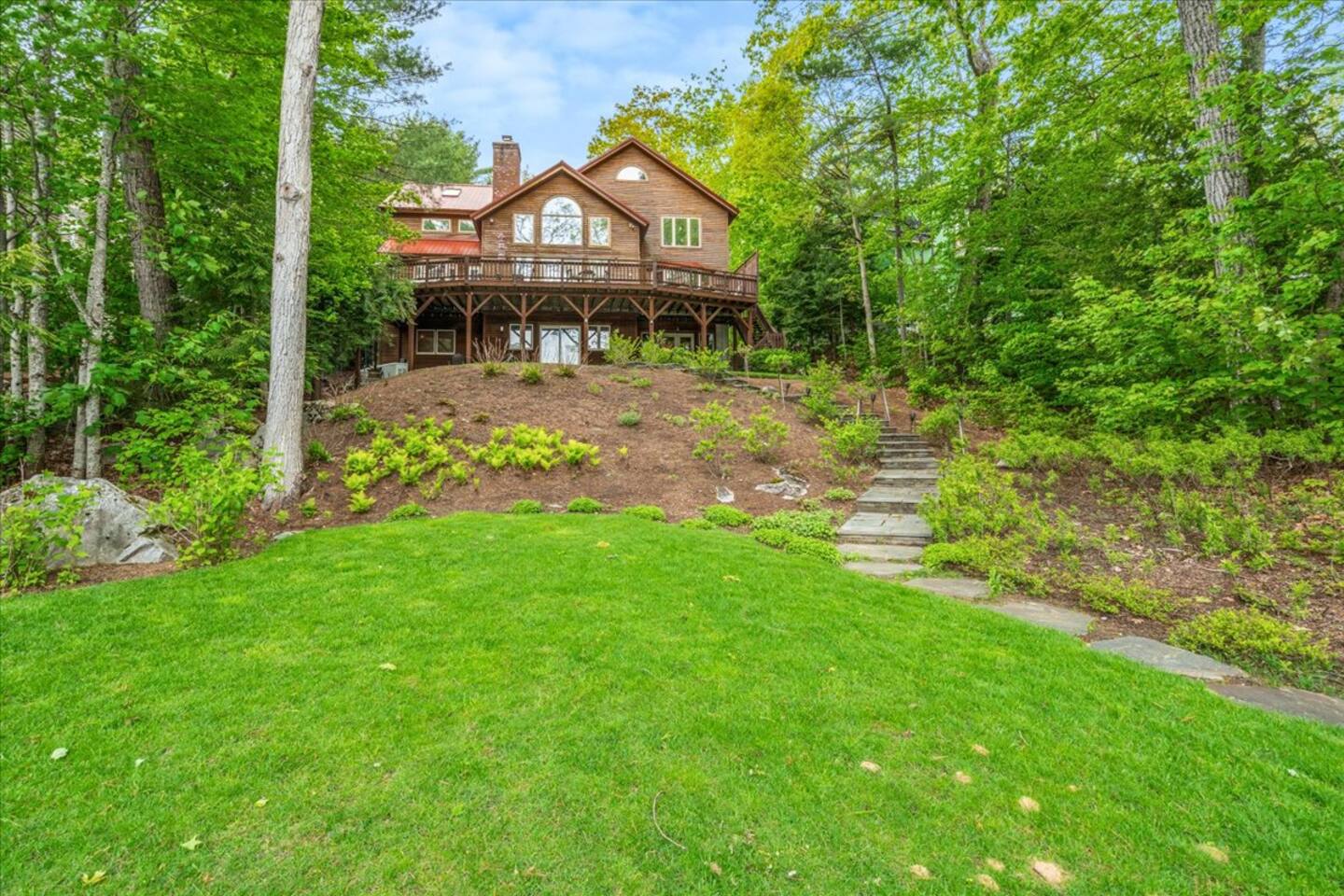 The Lodge - Water Front Lake Winnipesaukee