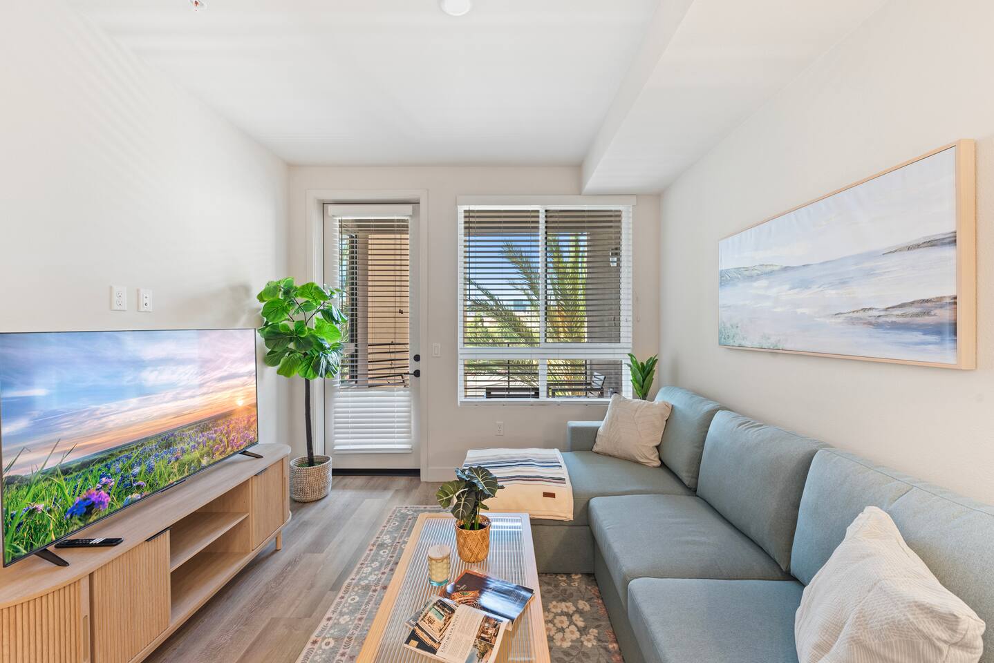 Stunning 1-BD in Orange County | Free Parking!