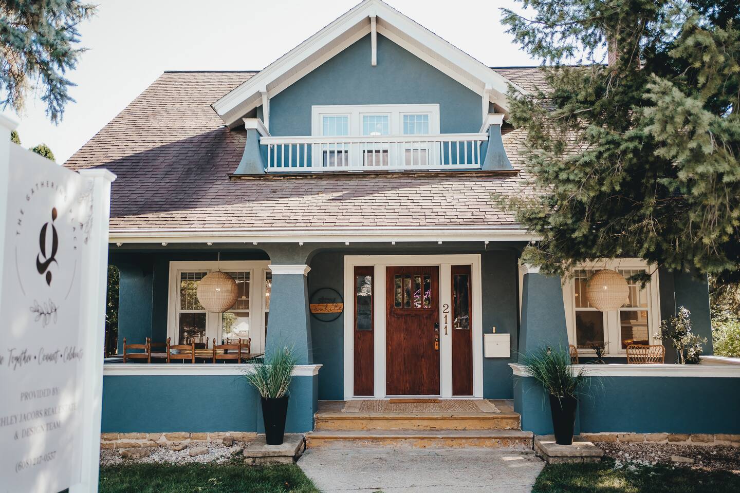 Eclectic & vibrant 4 bedroom+RokuSmartTV+EVCharger